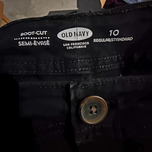 Old Navy Black Boot-Cut Chino Pants Women's Size 10 Regular Everyday Neutral EUC - Picture 3 of 5